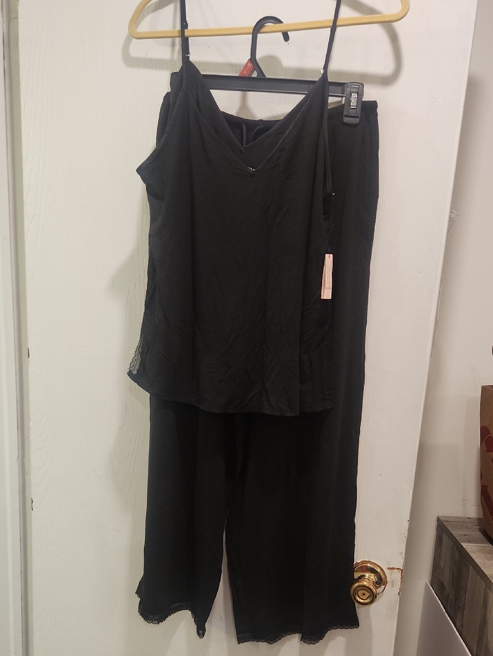 Victoria's Secret Black Cami and Sleep Pant Set. NWT. Size L.